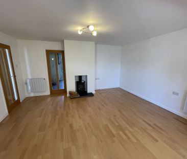 1 Eglos Meadow - Photo 3