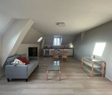Location Appartement 3 pièces 67m² - Photo 1