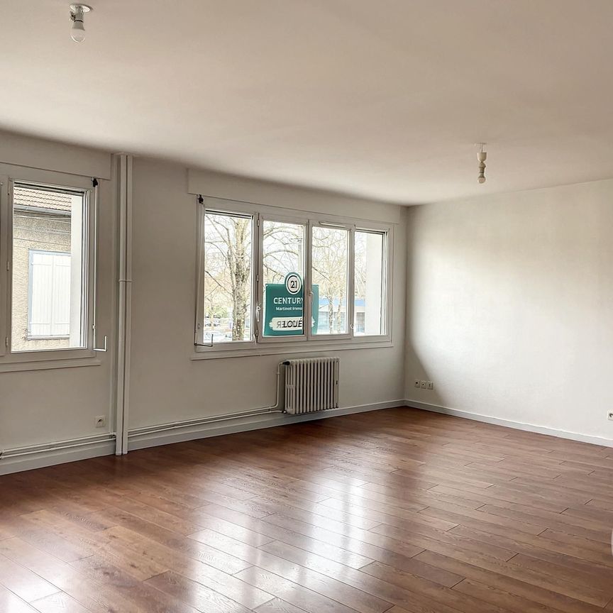 Location Appartement 5 pièces 90m² TROYES 10000 - Photo 1