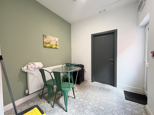 1 bedroom house share to rent - Photo 1