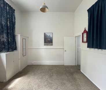 1-Bedroom Apartment on Upper Dowling Street - Photo 1