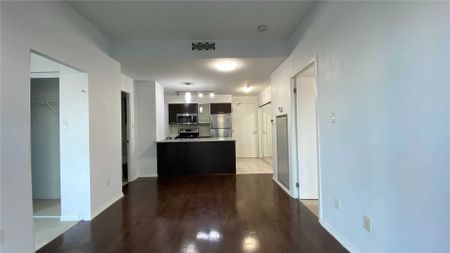 For Lease - 38 Grenville Street Unit# 2209, Toronto, Ontario - Photo 5