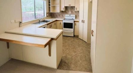 Cosy single level home - Photo 3