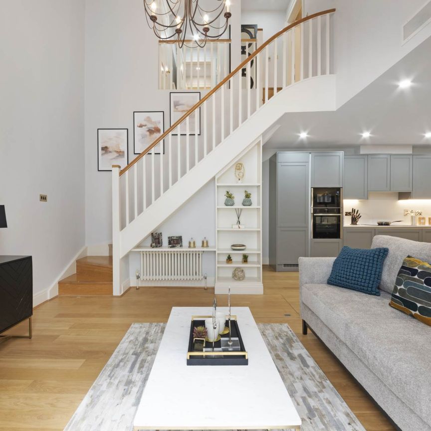 Woods Mews, Mayfair, W1 - Photo 1