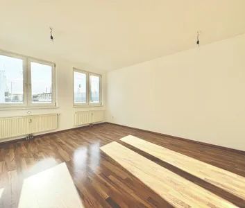 KOBELGASSE | HELLE 2 ZIMMER | OPTIMALE RAUMAUFTEILUNG | U-BAHN NÄHE - Photo 3