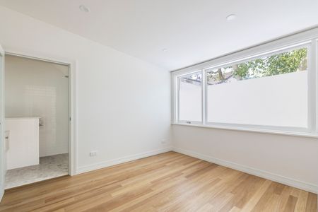 44 High Holborn Street, Surry Hills NSW 2010 - House For Rent | Domain - Photo 4