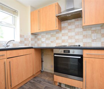 16, Whitehall Croft, Leeds, LS12 5NJ - Photo 4