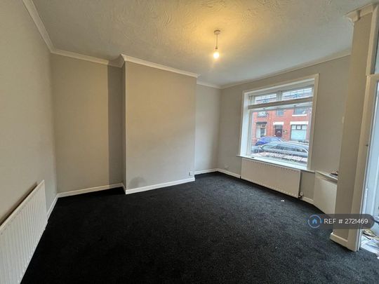 3 bedroom terraced house to rent - Photo 1