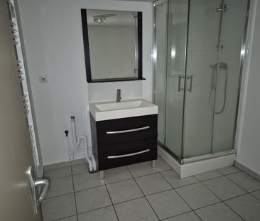 Location Appartement 2 pièces 66m² CAMBRAI 59400 - Photo 4