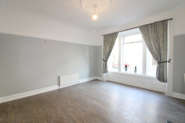 Stock Street, Paisley - Photo 1