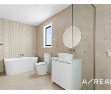 Spacious Living in a Quiet Court Setting - Photo 6