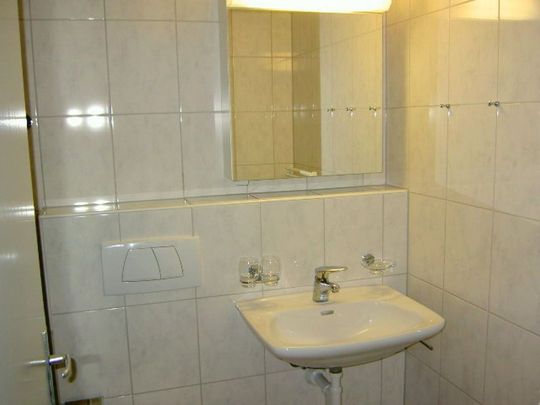 Beautiful 3.5-room apartment, quiet location - Photo 1