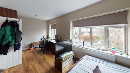 Dennistead Crescent, Headingley - Photo 3