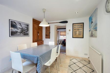 3 bedroom cottage to rent - Photo 4