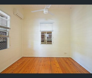 62 Robertson Street, Railway Estate, Qld 4810 - Photo 6