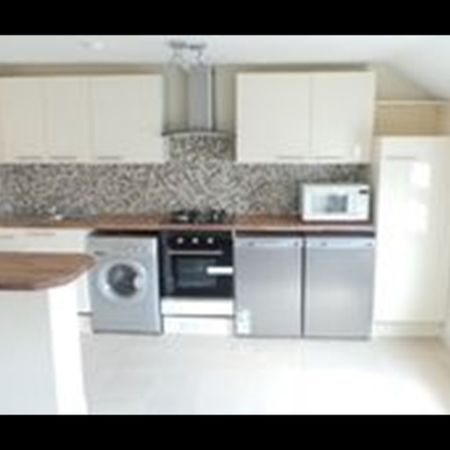 Middle126 Chatham - Photo 3