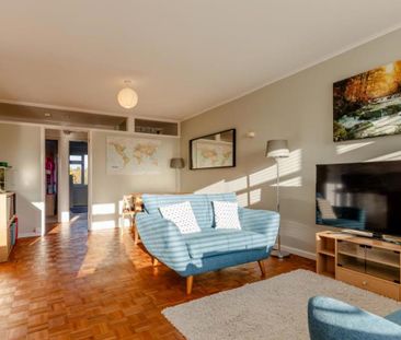 Spacious two double bedroom second floor apartment in Stoke Bishop! - Photo 2