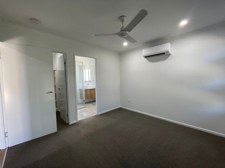 6 Townsend Street, Bucasia - Photo 4