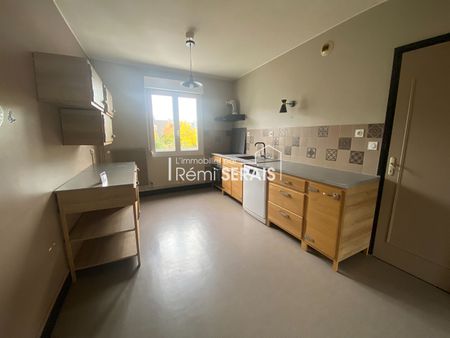 Location Appartement 4 pièces 82m² - Photo 2