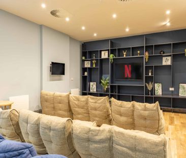 Bronze Studio - Photo 4