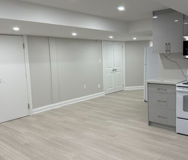For Lease - 7 Avanti Crescent Unit# Basement, Hamilton, Ontario - Photo 1