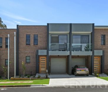 Beautiful Brand-New Terrace Home – Modern Living in Central Minto - Photo 3