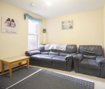 32 Carmel Street, Belfast, BT7 1QE - Photo 1