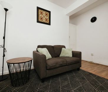 Room in a Shared Flat, Ashby House, SW9 - Photo 2