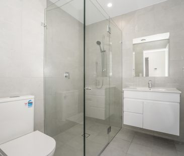 Modern 2 Bedroom Unit - Photo 1