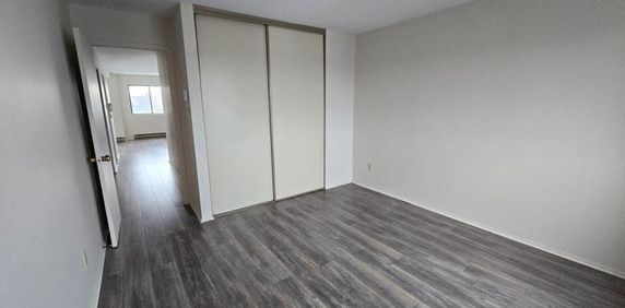 À louer 4 1/2 pour personnes 50 ans et plus St-Hyacinthe - appartement / logement - Photo 2