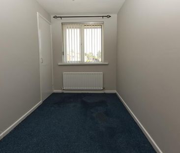 7 Cardy Close, Bangor, BT19 1AT - Photo 1