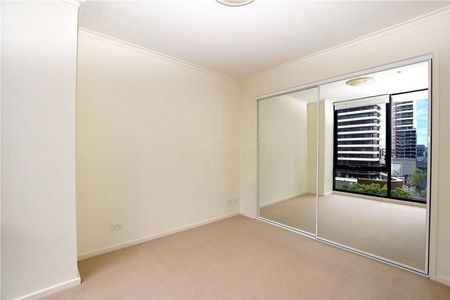 Unfurnished - Spacious 1 Bedroom Apartment! - Photo 4