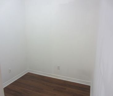 For Lease - 3865 Lake Shore Boulevard Unit# 1307, Toronto, Ontario - Photo 6