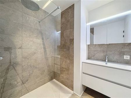 Appartement te huur - Foto 4