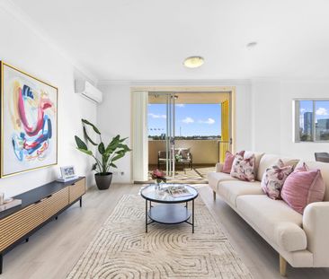 Immaculate Air-Conditioned Two-Bedroom Apartment with Two Bathrooms... - Photo 5