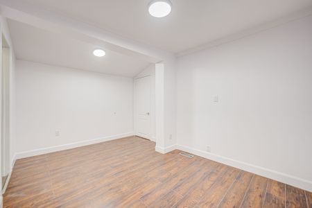 For Lease - 184 Cedric Avenue Unit# Main, Toronto, Ontario - Photo 5