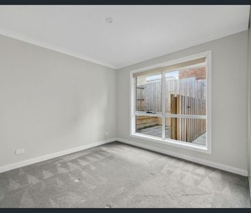 Affordable Comfort in Summerhill Unit! - Photo 5