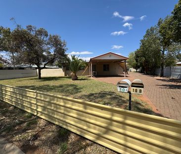Spacious Three Bedroom Family Home - Photo 6