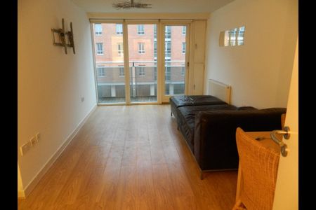 2 Bed Flat, Royal Quay, L3 - Photo 3