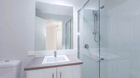 1 Bedroom Duplex - Photo 2