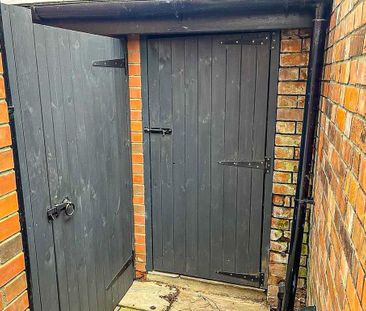 1 bedroom semi-detached house to rent - Photo 1