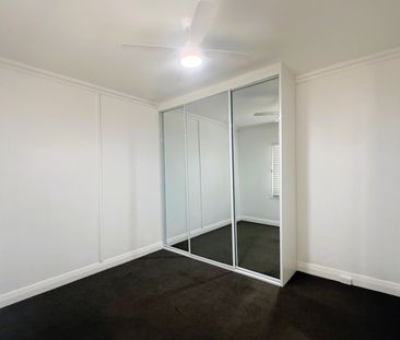 30 Moore Street, Cessnock NSW 2325 - House For Rent | Domain - Photo 6