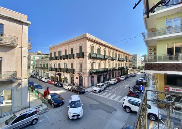 Casa a Messina in Via Nino Bixio