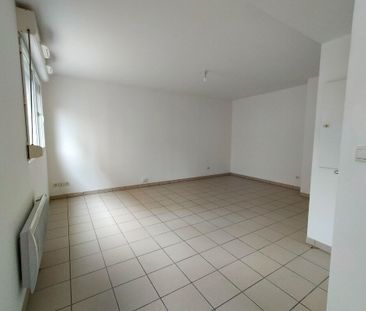 Location Appartement 1 pièce 27m² - Photo 2