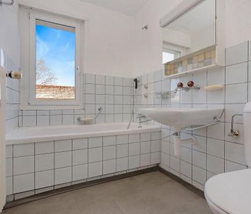 Grosszügige 5.5-Zi-Wohnung an zentraler Lage - Photo 5