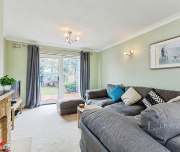 3 bedroom semi-detached house to rent - Photo 1