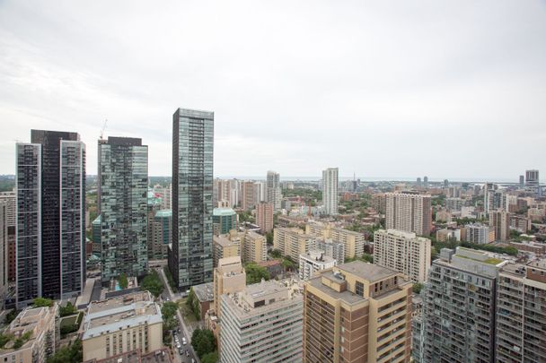 For Lease - 50 Charles Street Unit# 3301, Toronto, Ontario - Photo 1