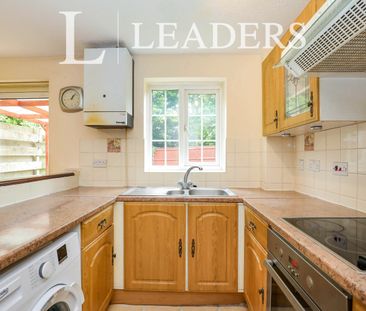 3 bedroom house to rent Miller Hill, Northampton, Northamptonshire,... - Photo 4