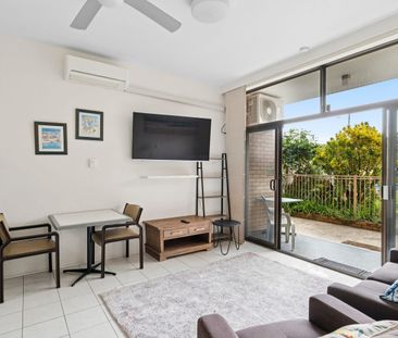 2/29 Ocean Parade, Coffs Harbour, NSW 2450 - Photo 5