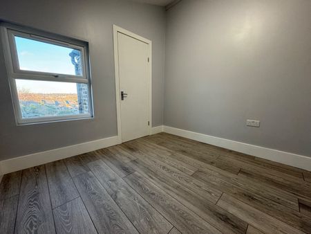 4 Bed Terraced House, Brunswick Avenue, N11 - Photo 5